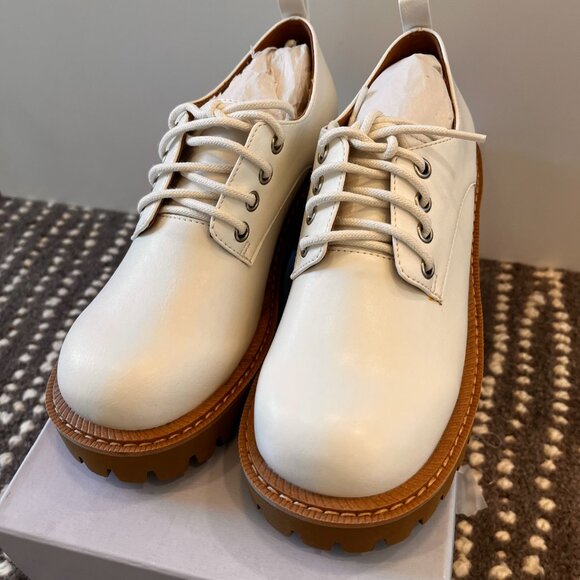 Aerosoles Big Girl's Franca Oxford Shoes Size 2 Kids White NIB Platform Preppy - Picture 2 of 5